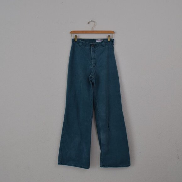Vintage 70s Worrrn Ripped Green Flat Front Flared Pants by Love & Stitch size 28 - Picture 2 of 12
